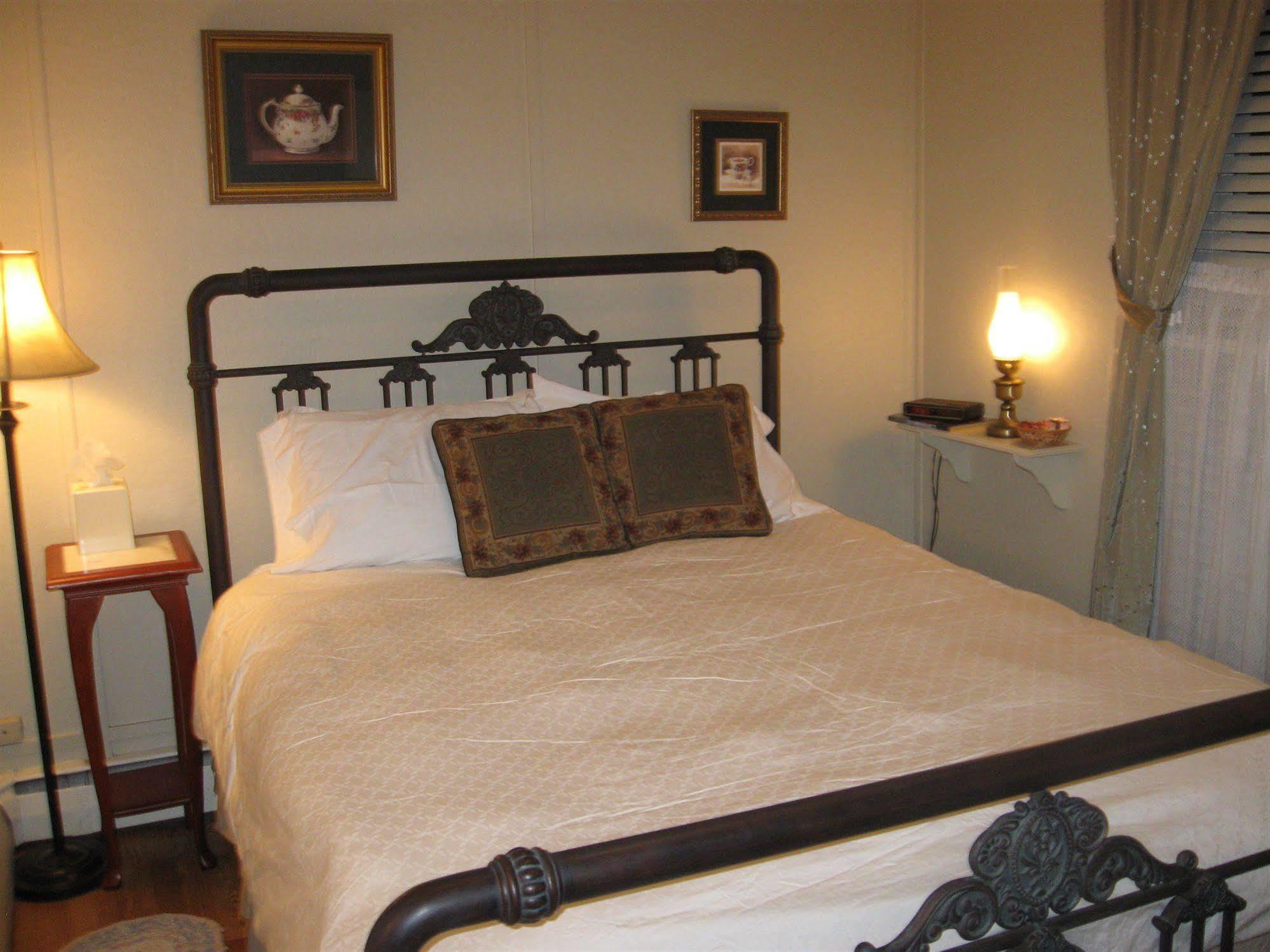 The Forest Queen Hotel Крестед Бют Екстериор снимка